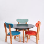 MESA CIRCULAR BLACK + 4 SILLAS