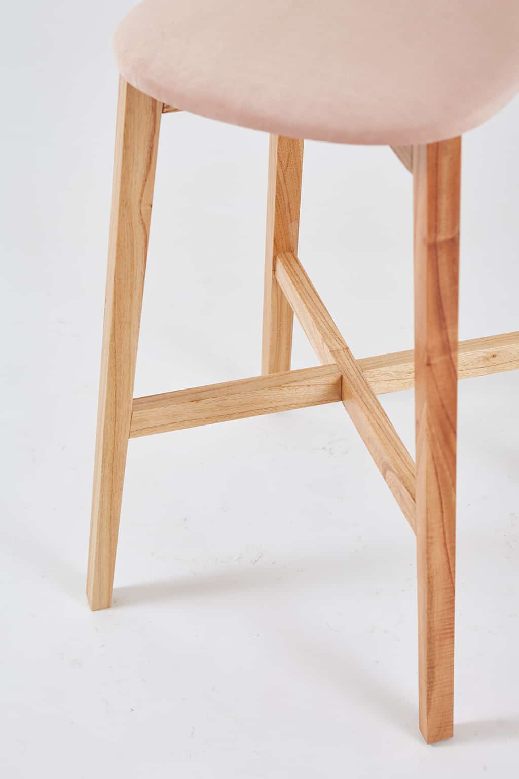 BANQUETA CHERLYN TAPIZADA - Image 8