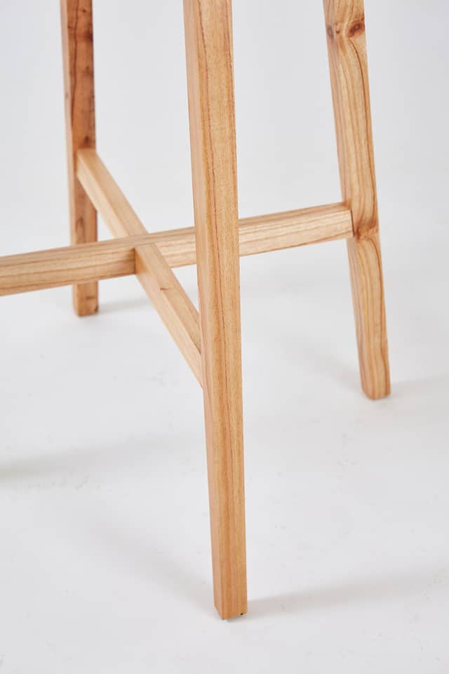 BANQUETA CHERLYN TAPIZADA - Image 6