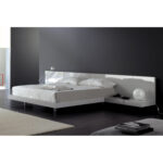 BASE DE CAMA DOBLE + 2 MESAS DE LUZ + RESPALDO
